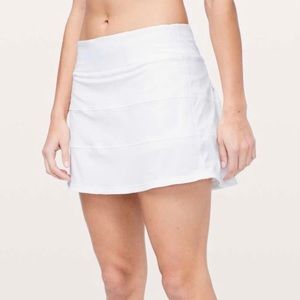 Lululemon white tennis skirt